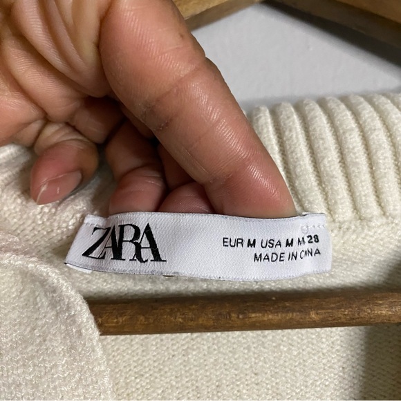 Zara Women's Cream/Navy Striped Sweater - Picture 5 of 8